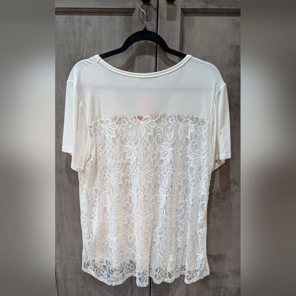 White blouse with lace back brand new with tags